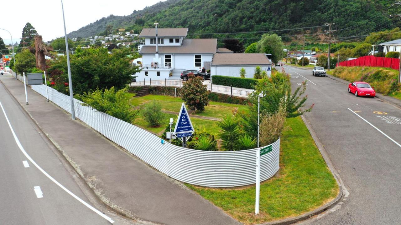 Top Of The Town Picton Exterior photo